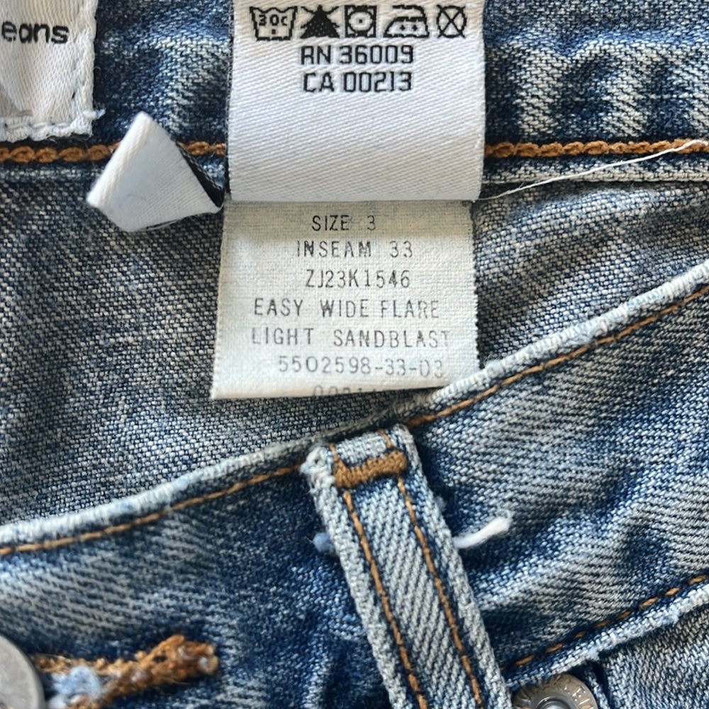Calvin Klein Women’s jeans size 3 with 33 inch inseam - Picture 4 of 4
